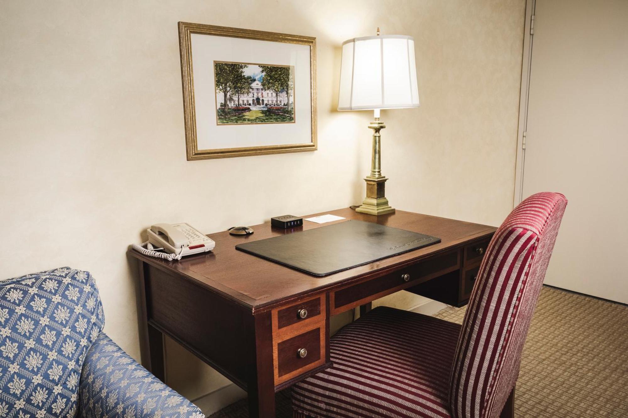 Griffin Hotel, An Official Colonial 4* Williamsburg