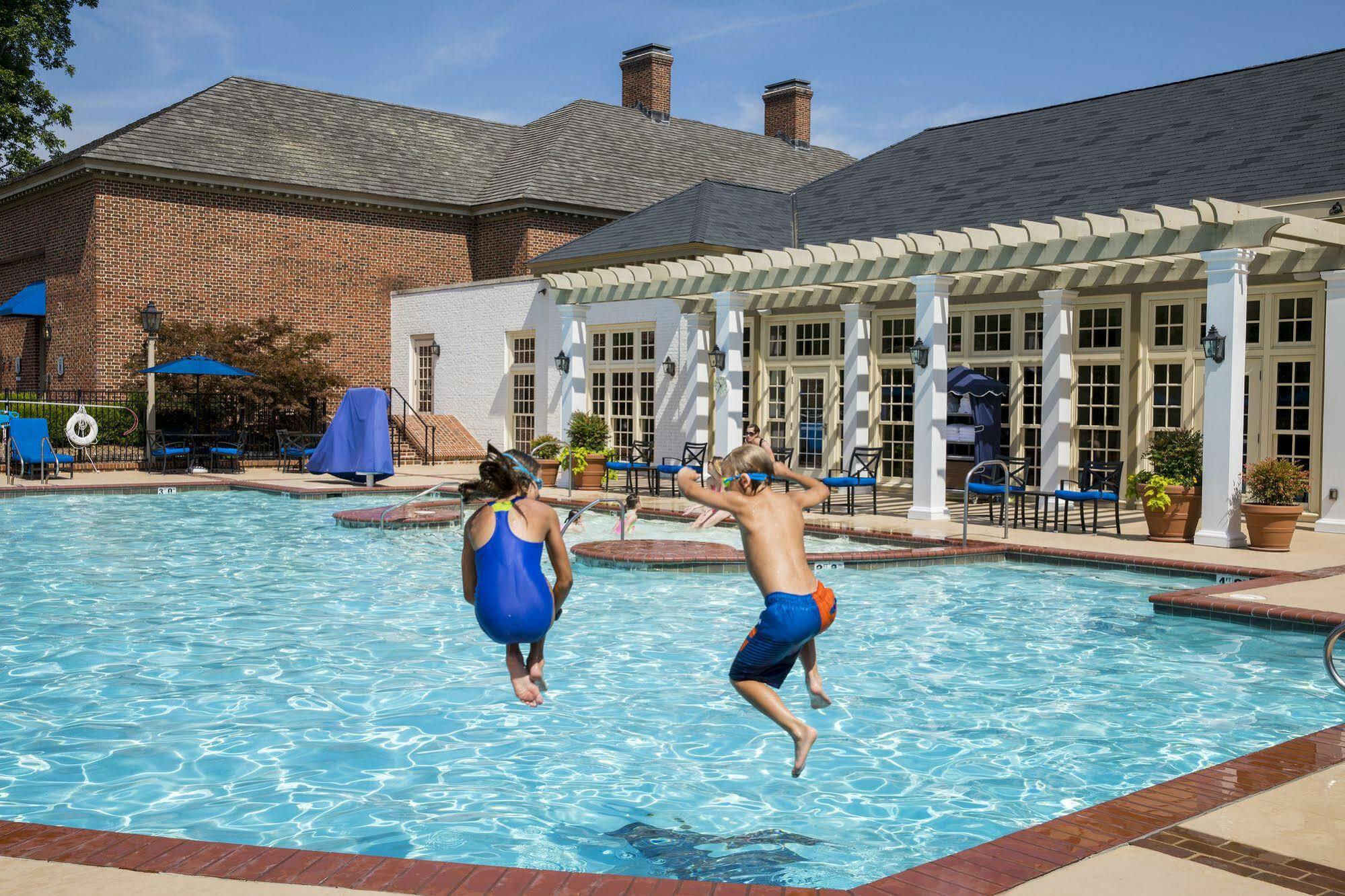 Griffin Hotel, An Official Colonial Williamsburg